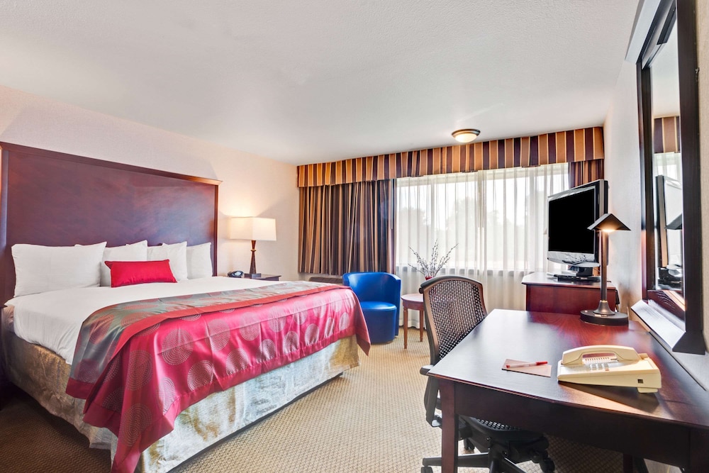 ramada by wyndham tukwila southcenter