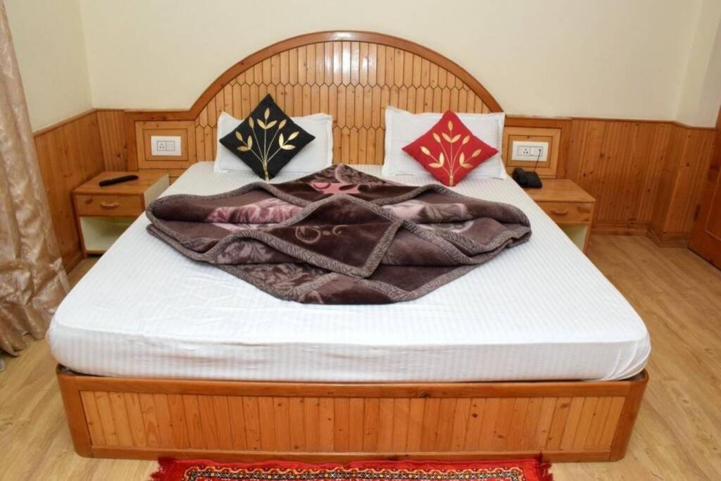 himalayan adventure cottages manali