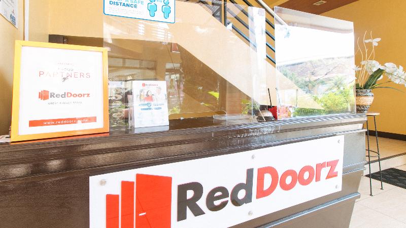 reddoorz arzo hotel grand lodge