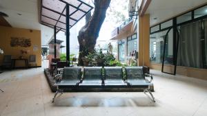 reddoorz arzo hotel grand lodge