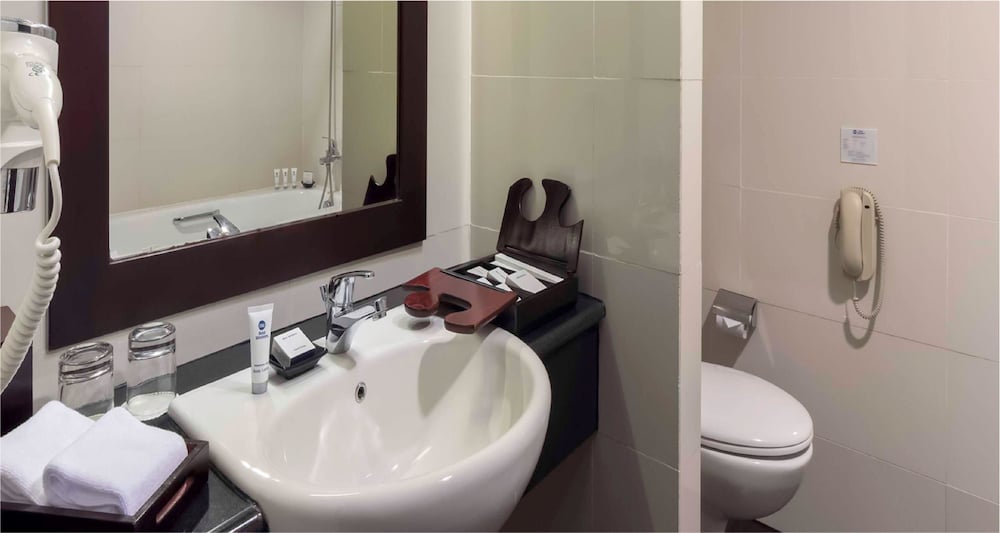 best western mangga dua hotel and residence