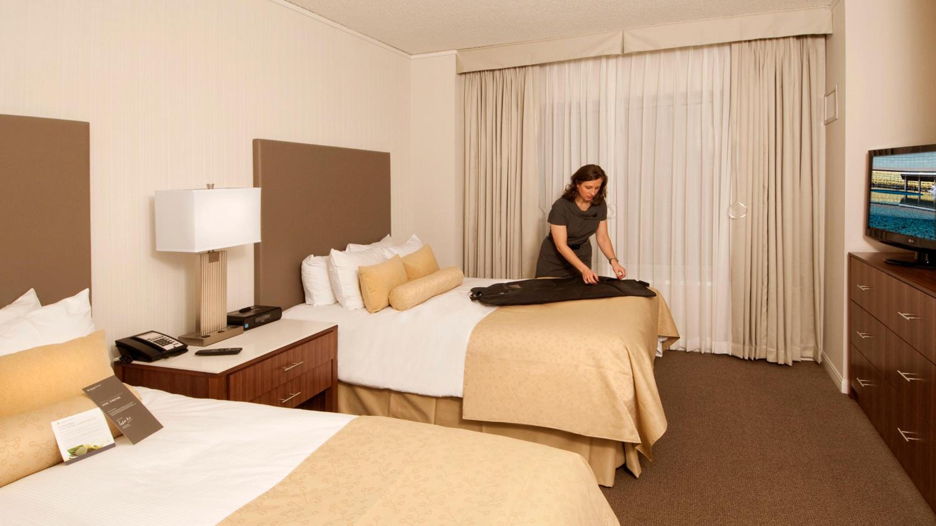 intercontinental suites hotel cleveland by ihg