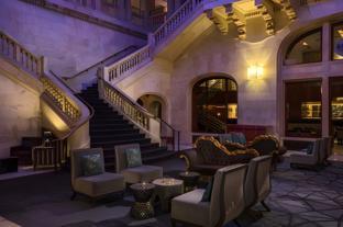 holiday inn express and suites butler by ihg