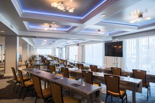 holiday inn express and suites butler by ihg