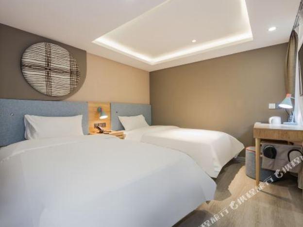 home inn neo shanghai hongmei road laowai street