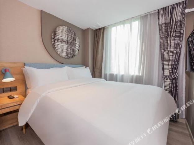 home inn neo shanghai hongmei road laowai street