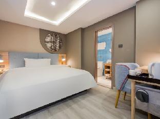 home inn neo shanghai hongmei road laowai street