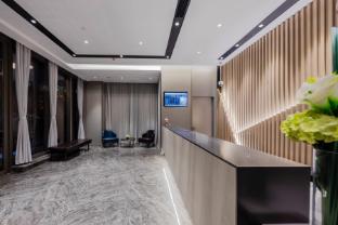 home inn selected shanghai lianhang road metro station