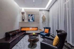 home inn selected shanghai lianhang road metro station