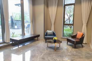 home inn selected shanghai lianhang road metro station
