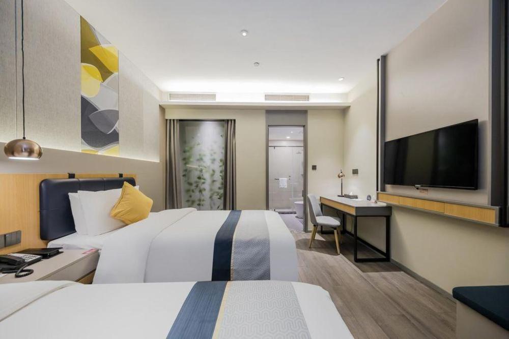 home inn selected shanghai lianhang road metro station