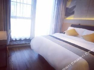 home inn selected shanghai lianhang road metro station