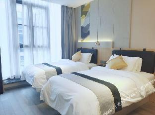 home inn selected shanghai lianhang road metro station