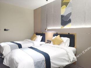 home inn selected shanghai lianhang road metro station