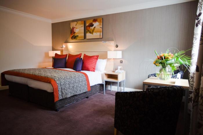 the caledonian hotel