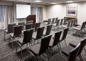 hampton inn and suites colorado springs i 25 south