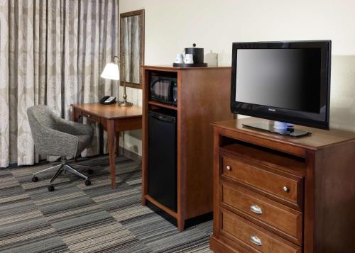 hampton inn and suites colorado springs i 25 south