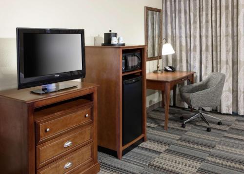 hampton inn and suites colorado springs i 25 south