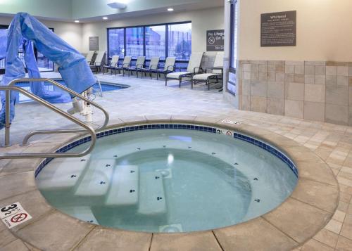 hampton inn and suites colorado springs i 25 south