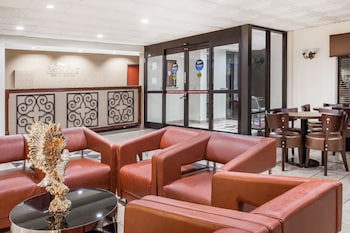 Baymont By Wyndham Columbia Fort Jackson,Columbia Metropolitan Airport>>Columbia,3 star