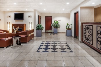 Baymont By Wyndham Columbia Fort Jackson,Columbia Metropolitan Airport>>Columbia,3 star