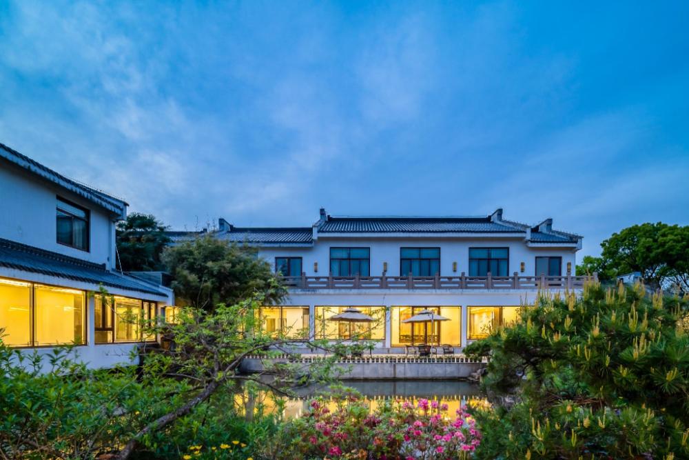 jiulong bay garden rezen hotel