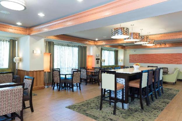 hampton inn and suites mansfield south i 71