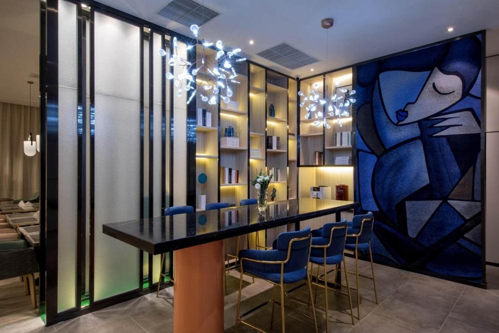 orange hotel jinji lake in suzhou center