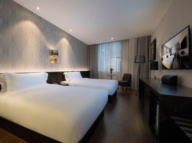 orange hotel jinji lake in suzhou center