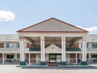 Days Inn By Wyndham Columbus In,Indiana>>Columbus,2 star