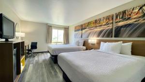 Days Inn By Wyndham Columbus In,Indiana>>Columbus,2 star