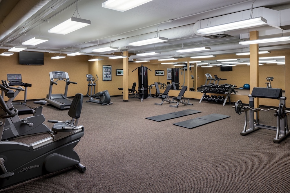 pomeroy hotel and conference centre fort st john