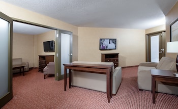 pomeroy hotel and conference centre fort st john