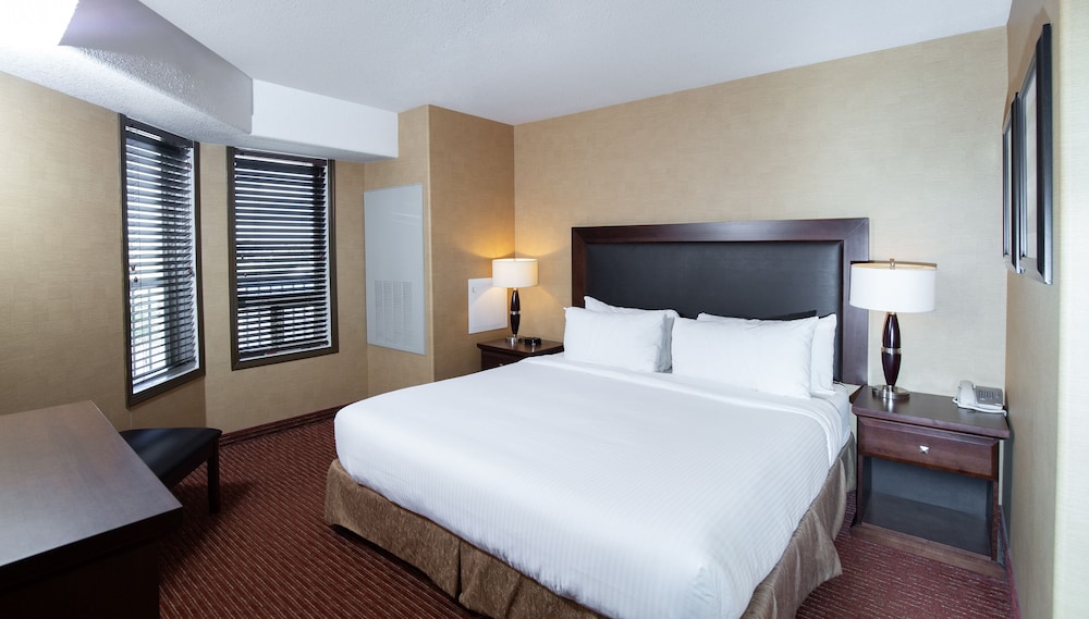 pomeroy hotel and conference centre fort st john