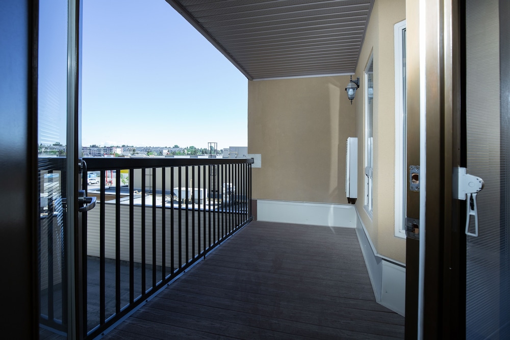 pomeroy hotel and conference centre fort st john