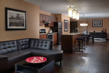 Pomeroy Hotel And Conference Centre Fort St. John,Fort St. John>>British Columbia,4 star