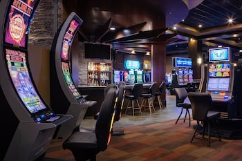 pomeroy hotel and conference centre fort st john