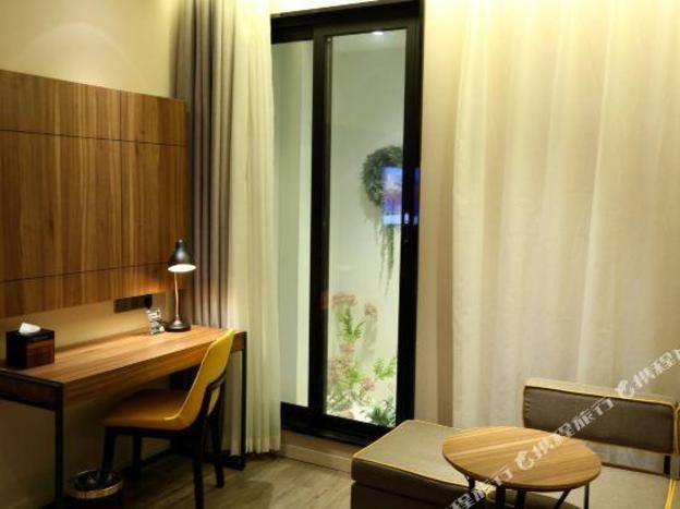 home inn plus shouxihu store wenchang west road yangzhou
