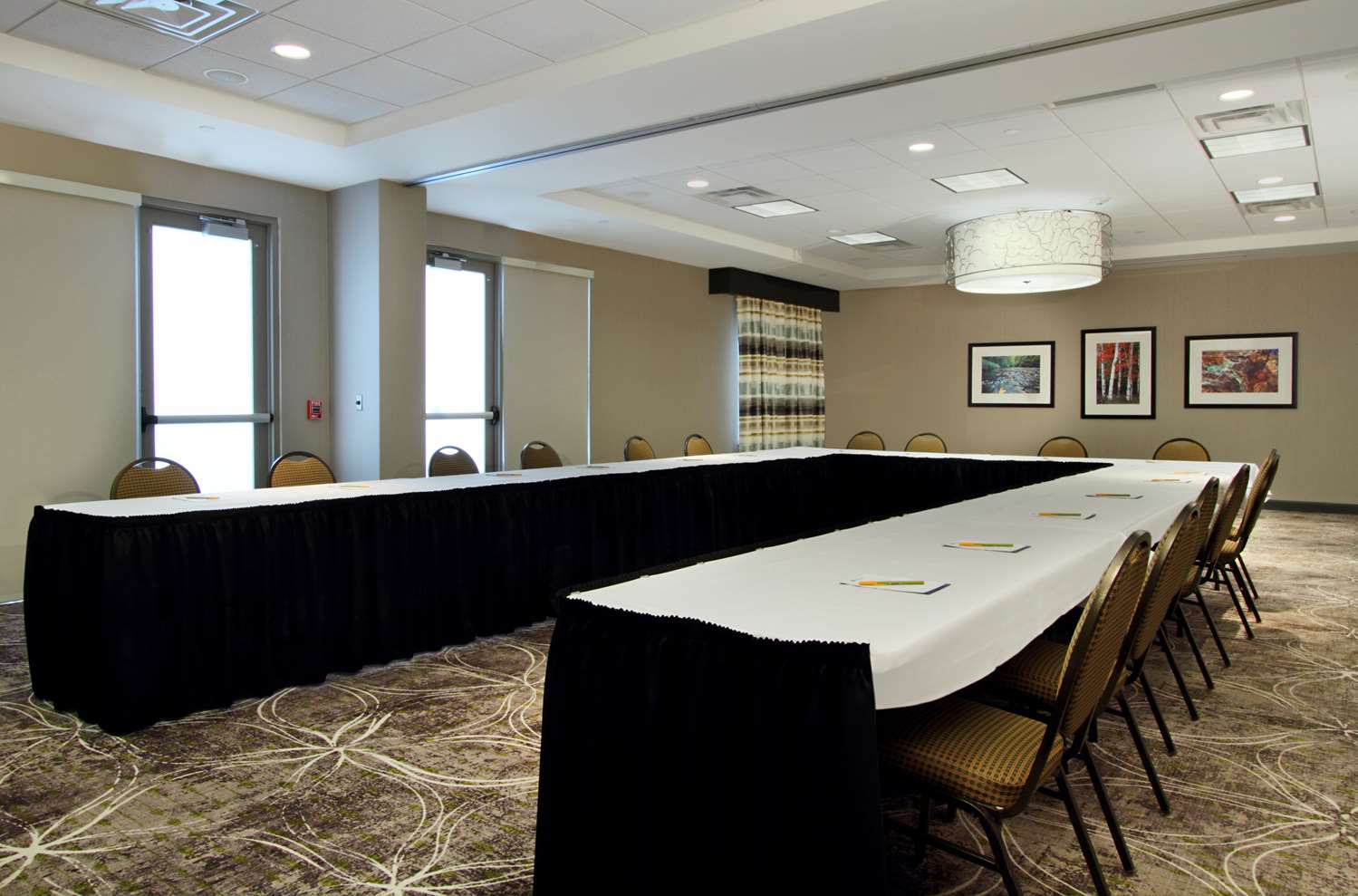 hilton garden inn columbus university area