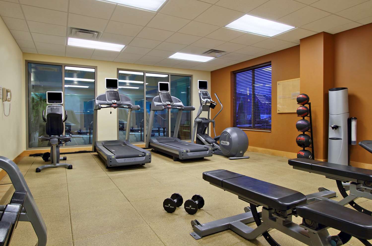 hilton garden inn columbus university area