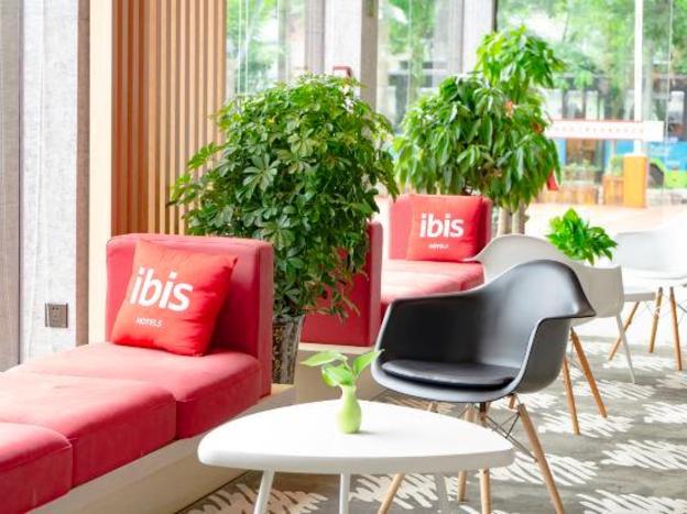 ibis hotel chengdu kuanzhai alley west branch