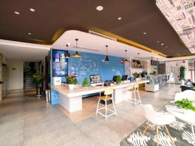ibis hotel chengdu kuanzhai alley west branch