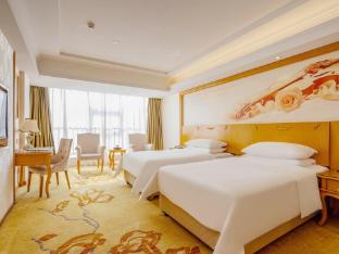 vienna hotel guangzhou baiyun longgui xialiang metro station
