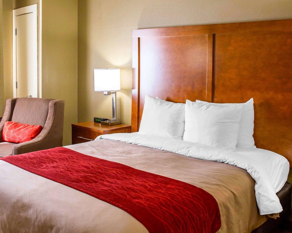 comfort inn and suites coralville