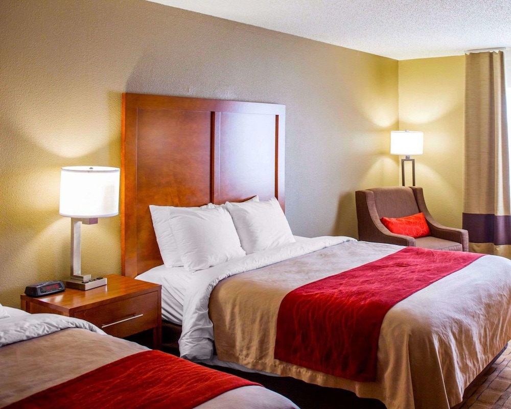 comfort inn and suites coralville