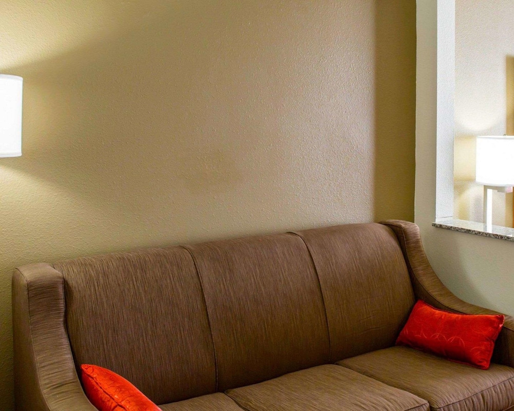 comfort inn and suites coralville