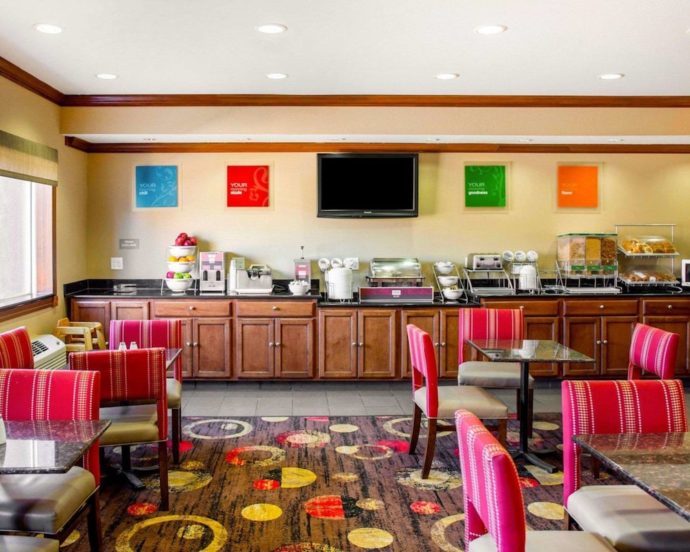 comfort inn and suites coralville