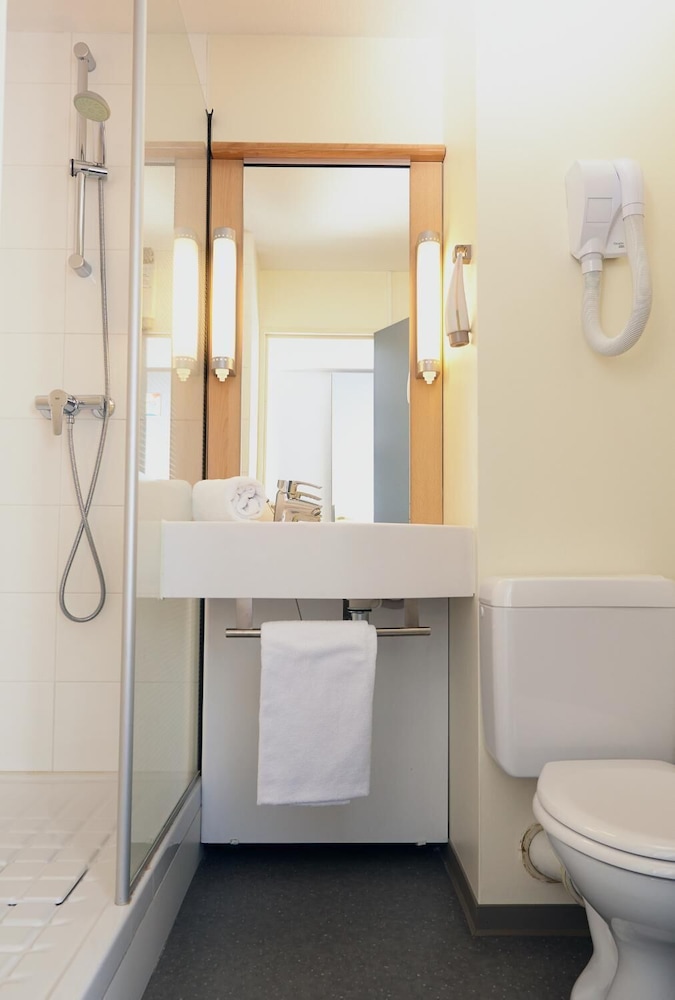 ibis saint etienne gare chateaucreux