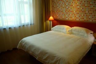 home inn xining haihu new district wanda plaza