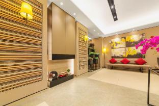 home inn plus anshun huangguoshu avenue xintiandi